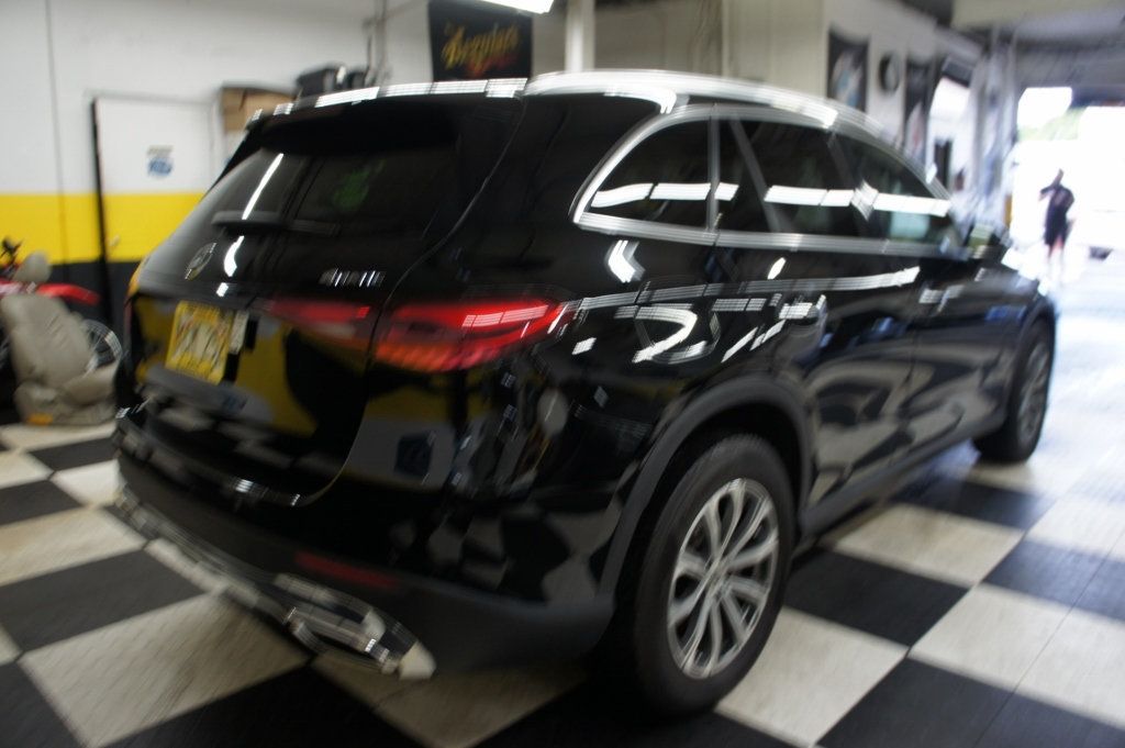 2024 Mercedes-Benz GLC Immaculate! - 22972764 - 19