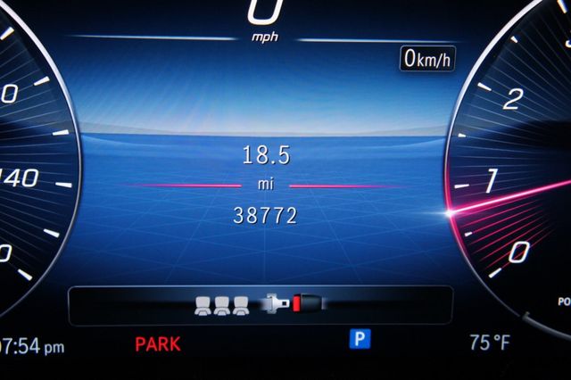 2024 Mercedes-Benz GLC Immaculate! - 22972764 - 36