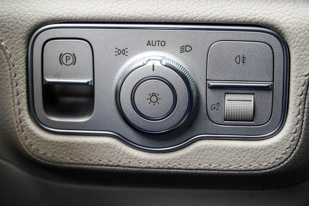 Mercedes-Benz GLE photo 36