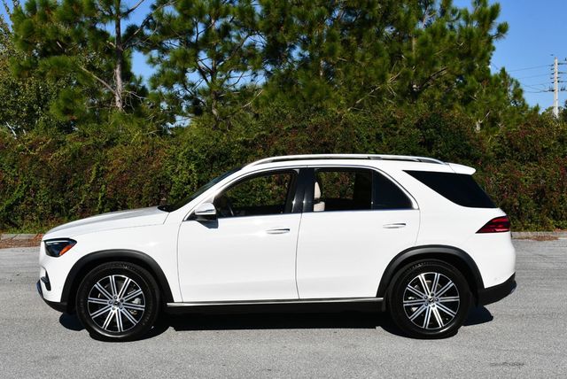 2024 Mercedes-Benz GLE GLE 450 4MATIC SUV W/Exclusive Trim & Winter Packages - 22941511 - 24