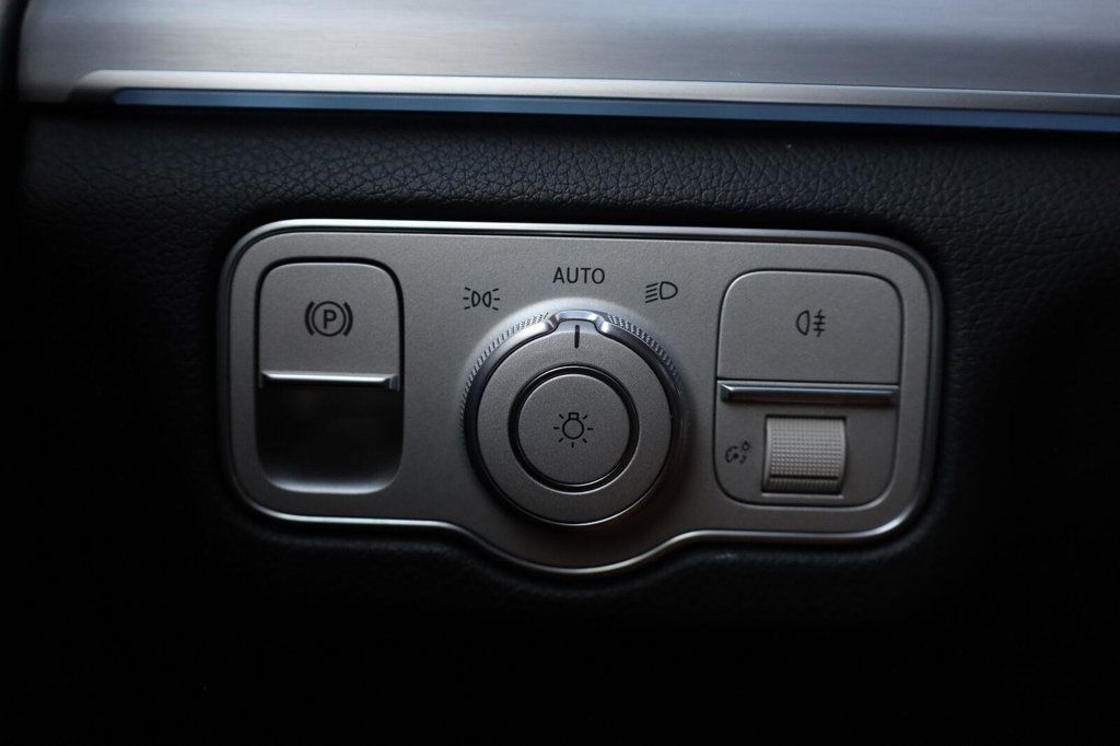 Mercedes-Benz GLE GLE 450e Plug-In Hybrid photo 38