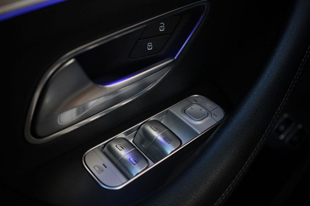 Mercedes-Benz GLE GLE 450e Plug-In Hybrid photo 40