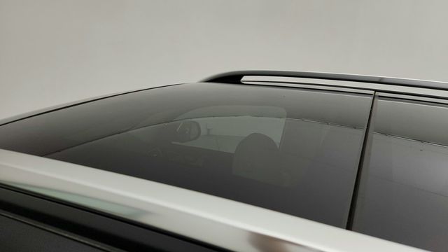 2024 Mercedes-Benz GLE GLE 450e Plug-In Hybrid 4MATIC SUV, Exclusive w/ Pano. Sunroof - 22942130 - 9