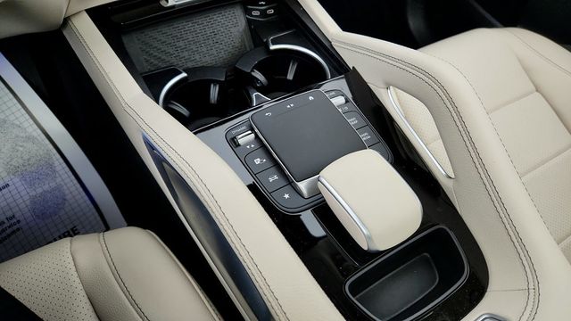 2024 Mercedes-Benz GLE GLE 450e Plug-In Hybrid 4MATIC SUV, Exclusive w/ Pano. Sunroof - 22942130 - 15