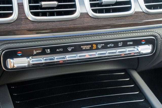 2024 Mercedes-Benz GLE LocalTrade/MSRP$134965/DriverAssistancePkgPlus/Warmth&ComfortPkg - 23051646 - 32