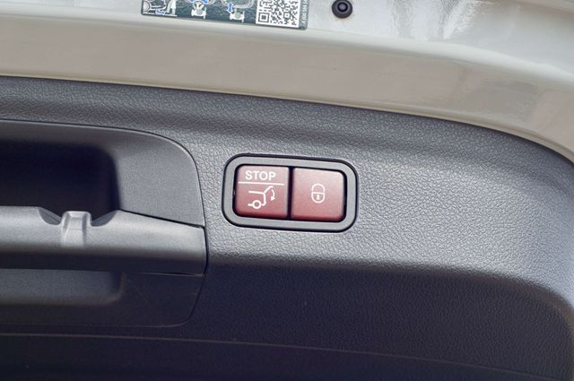 2024 Mercedes-Benz GLE LocalTrade/MSRP$93710/4MATIC/AMGNightPkg/Heated&CooledSeats - 22978336 - 15