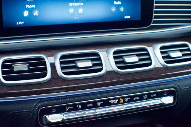 2024 Mercedes-Benz GLE MSRP$134,965/Driver Assist plus/Warmth&Comfort Pkg/Pano Roof/NAV - 22986851 - 34