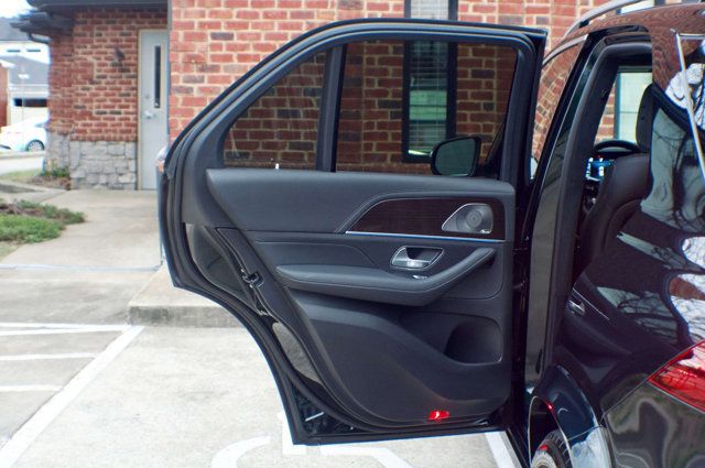 2024 Mercedes-Benz GLE MSRP$134,965/Driver Assist plus/Warmth&Comfort Pkg/Pano Roof/NAV - 22986851 - 51