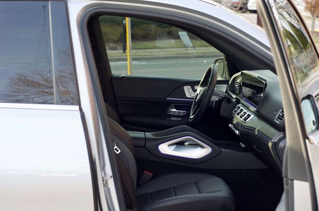 2024 Mercedes-Benz GLE MSRP$84600/4MATIC/DriverAssistancePkg/AMGLine/3rdRowSeating - 22981289 - 34