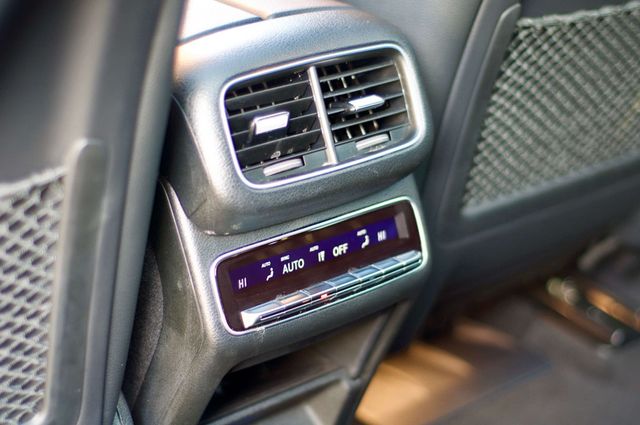 2024 Mercedes-Benz GLE MSRP$84600/4MATIC/DriverAssistancePkg/AMGLine/3rdRowSeating - 22981289 - 42