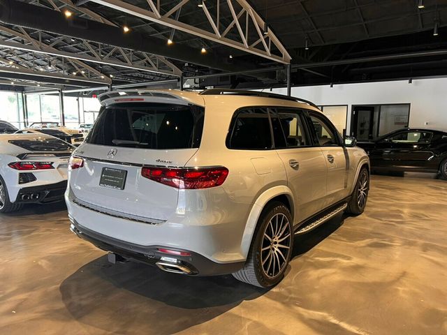 2024 Mercedes-Benz GLS GLS 580 4MATIC's photo