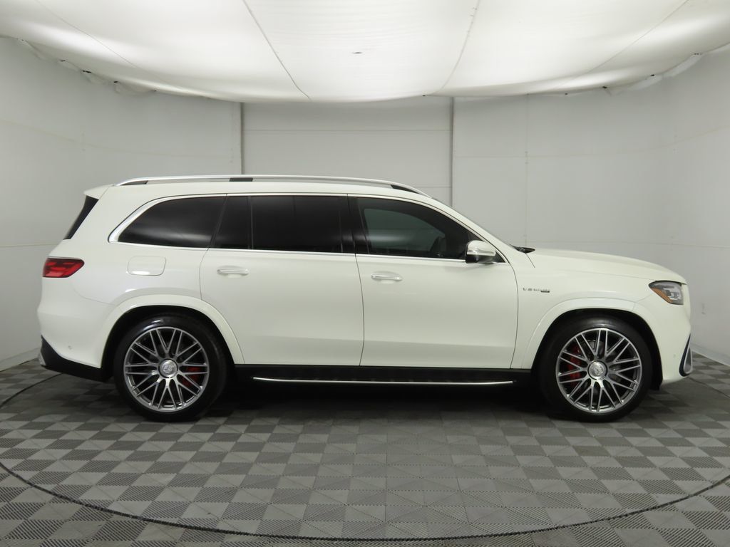 2024 Mercedes Benz GLS AMG 63 4MATIC photo 3
