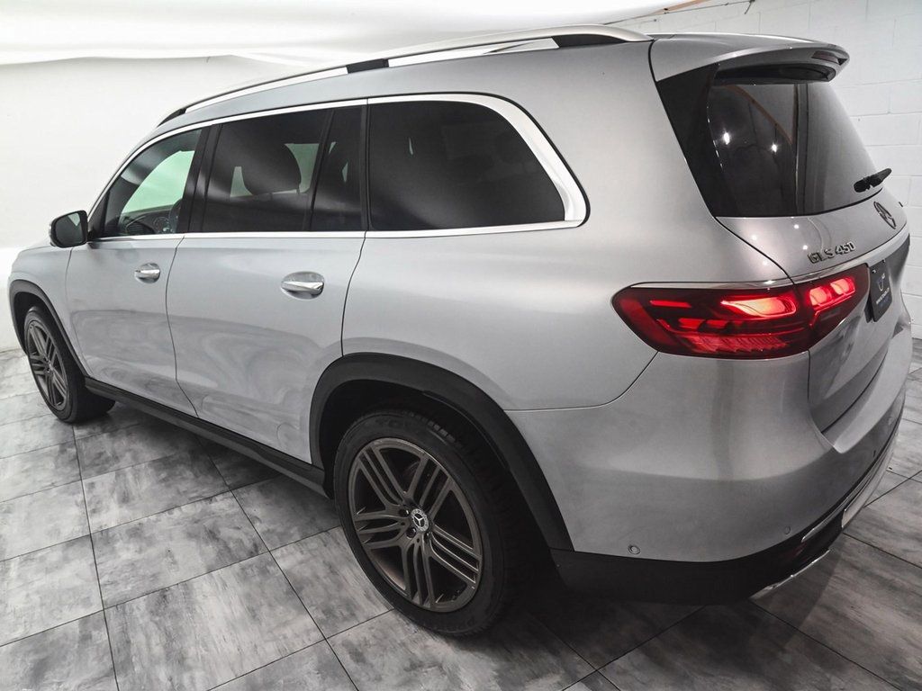 2024 Mercedes Benz GLS 450 photo 4