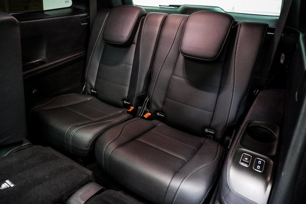 2024 Mercedes Benz GLS 450 4MATIC photo 21