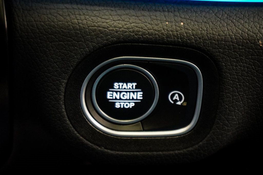 2024 Mercedes Benz GLS 450 4MATIC photo 32
