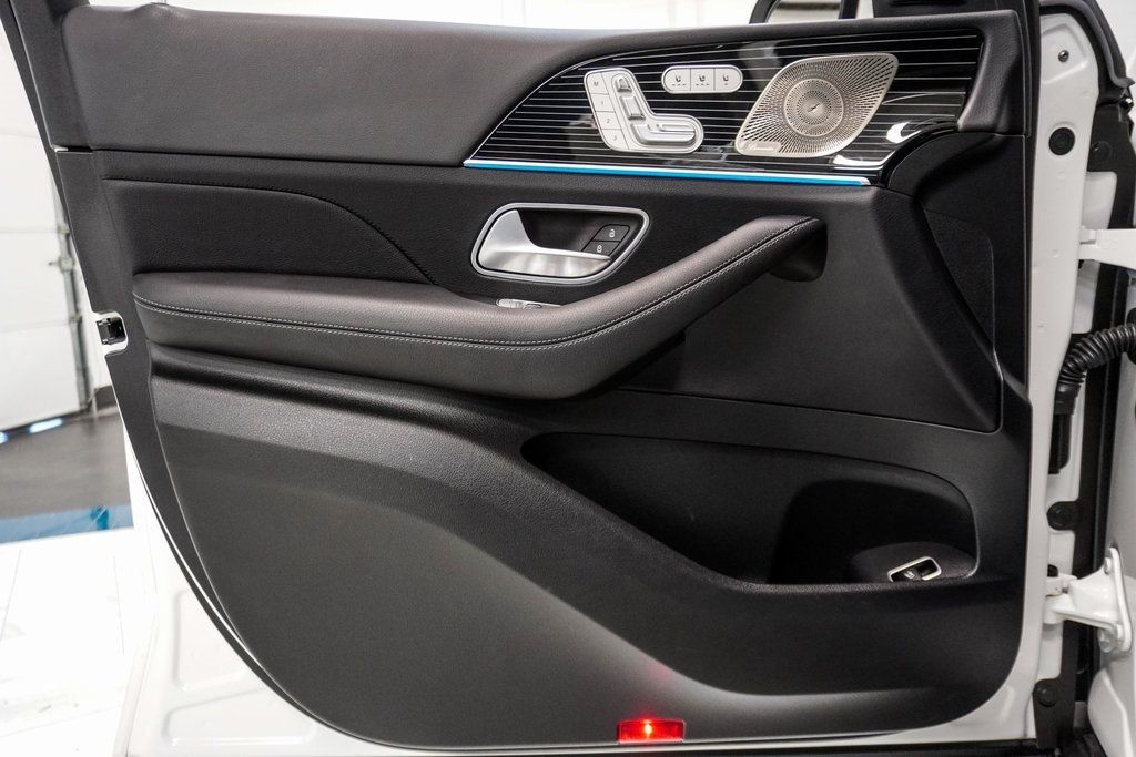 2024 Mercedes Benz GLS 450 4MATIC photo 34