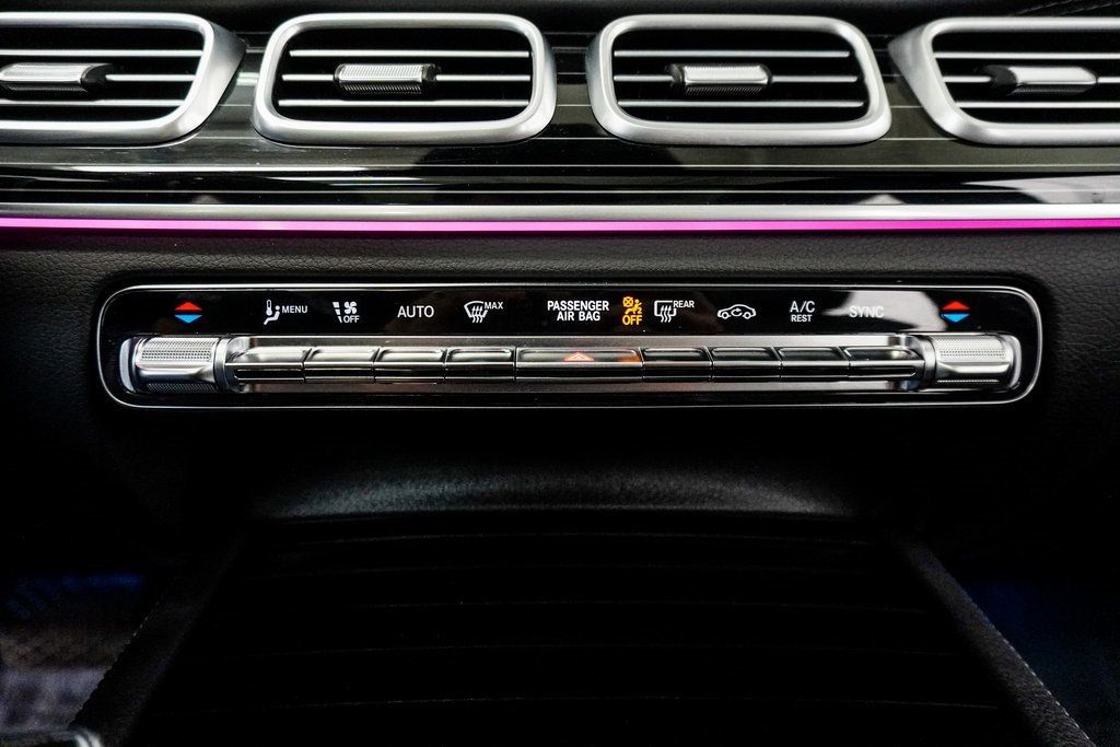 2024 Mercedes Benz GLS 450 4MATIC photo 40