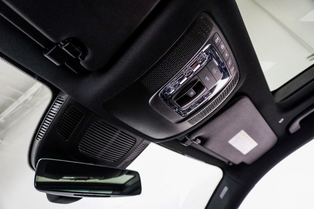 2024 Mercedes Benz GLS 450 4MATIC photo 42