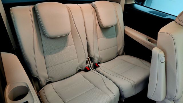 2024 Mercedes-Benz GLS GLS 450 4MATIC SUV w/ Soft Close Doors & 5-Zone Climate Control - 22963987 - 21