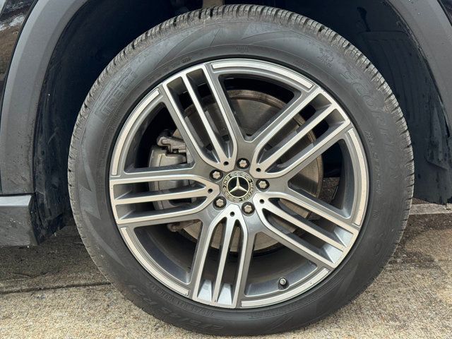 2024 Mercedes-Benz GLS LocalTrade/4MATIC/Heated&CooledSeats/2ndRowCaptains/NAV - 22976151 - 11