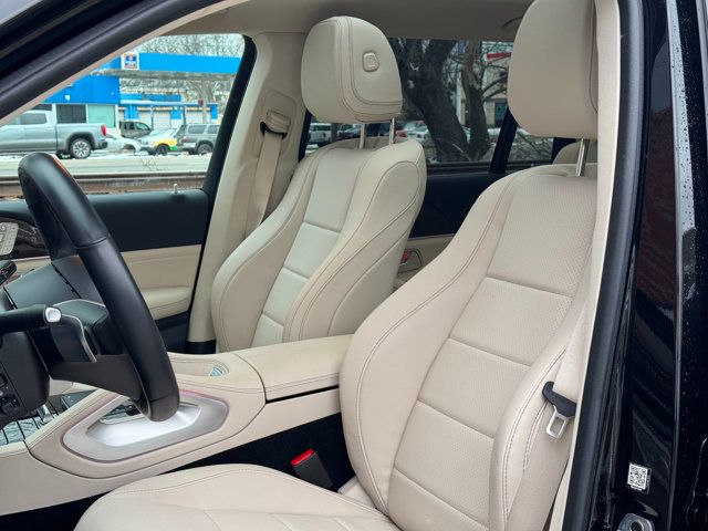 2024 Mercedes-Benz GLS LocalTrade/4MATIC/Heated&CooledSeats/2ndRowCaptains/NAV - 22976151 - 14