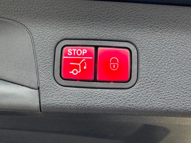 2024 Mercedes-Benz GLS LocalTrade/4MATIC/Heated&CooledSeats/2ndRowCaptains/NAV - 22976151 - 33