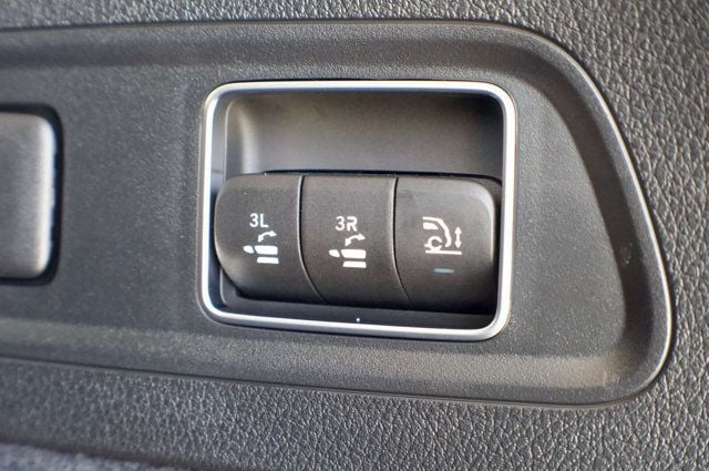 2024 Mercedes-Benz GLS MSRP$95745/4MATIC/NightPkg/AMGLineExterior/PanoramicRoof - 22989596 - 56