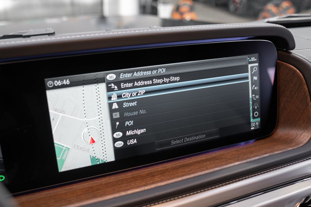 2024 Mercedes Benz G 550 photo 12