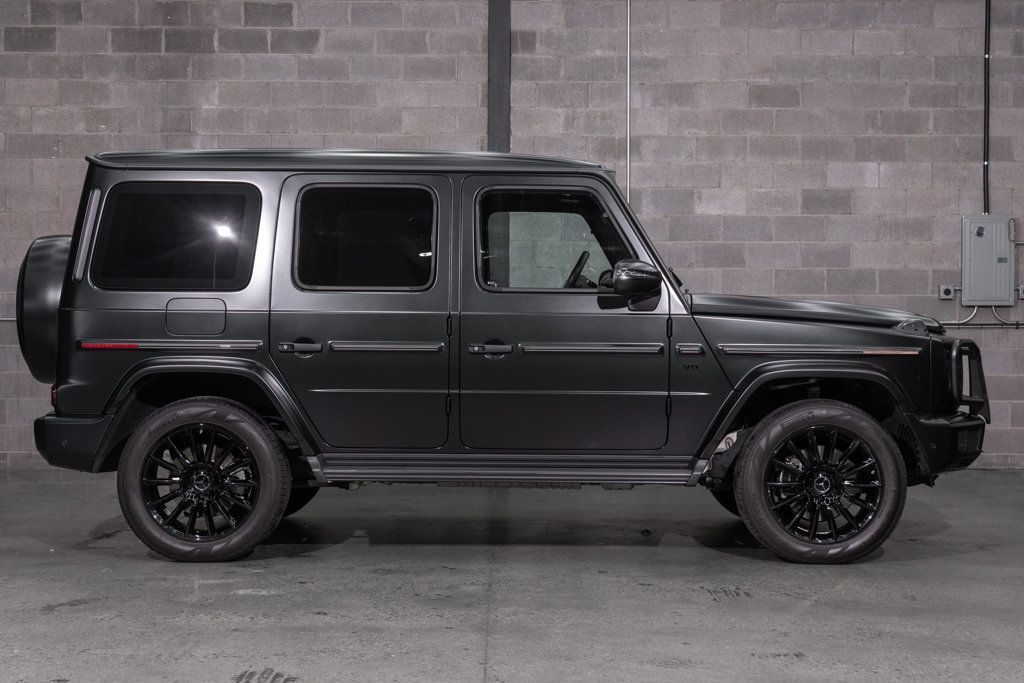 2024 Mercedes Benz G 550 photo 2