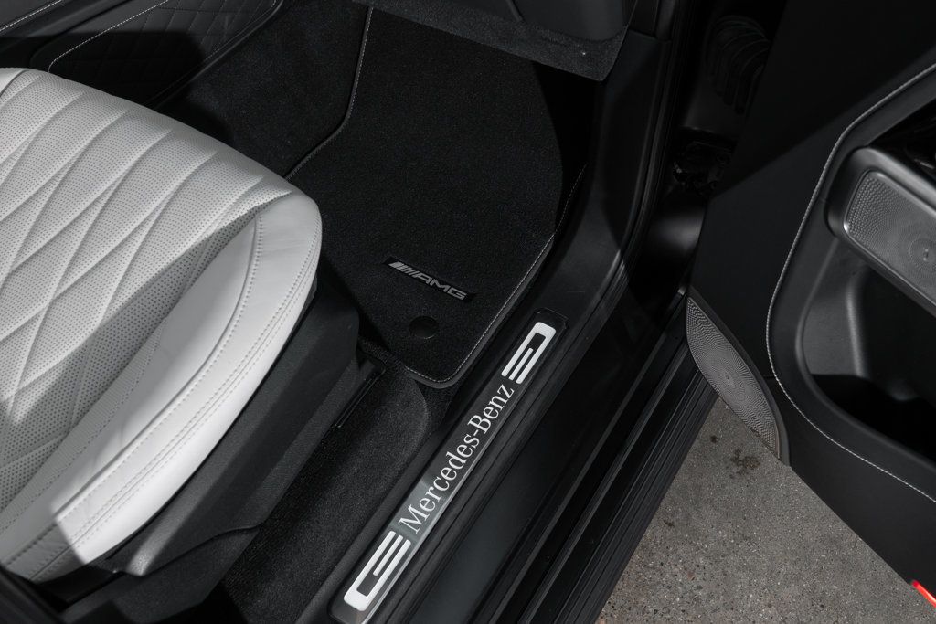 2024 Mercedes Benz G 550 photo 28