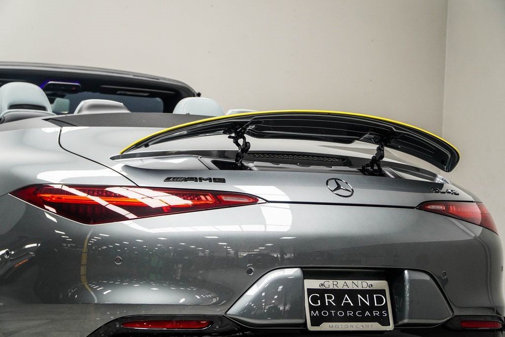 2024 Mercedes Benz SL AMG 43 photo 12
