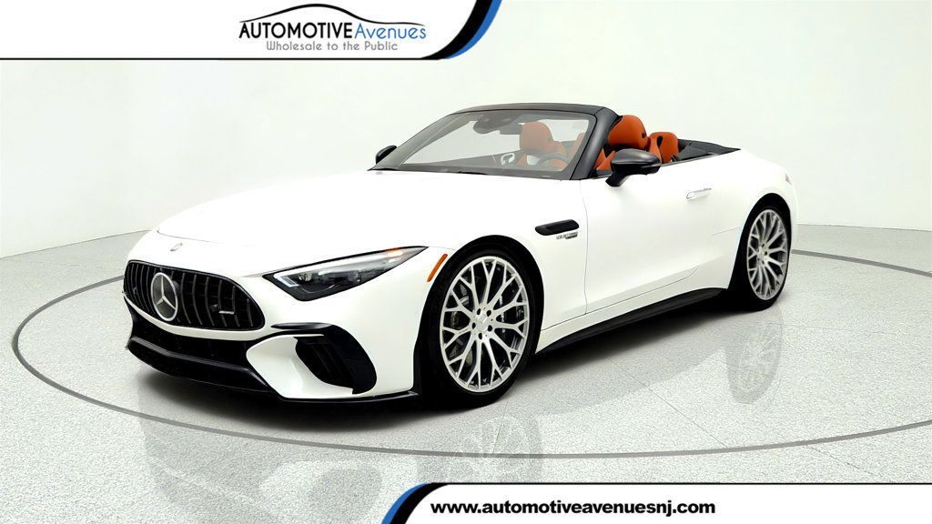 2024 Mercedes-Benz SL AMG SL 63 Roadster w/ C Fiber, Night Plus, Aero & Driver Assist - 23057502 | Video 1