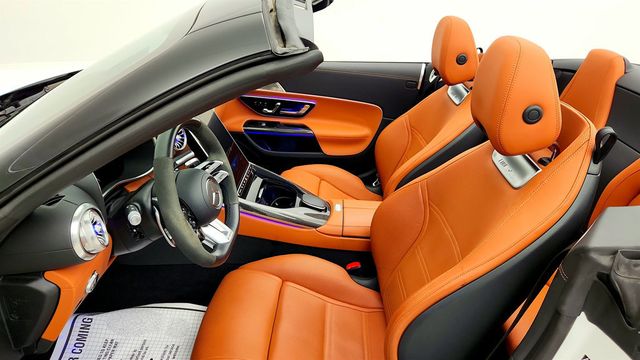 2024 Mercedes-Benz SL AMG SL 63 Roadster w/ C Fiber, Night Plus, Aero & Driver Assist - 23057502 - 18