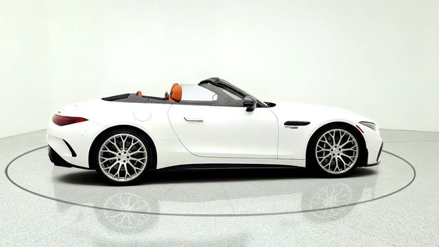 2024 Mercedes-Benz SL AMG SL 63 Roadster w/ C Fiber, Night Plus, Aero & Driver Assist - 23057502 - 3