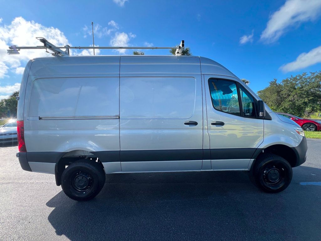 2024 Mercedes-Benz Sprinter 2500 Std Roof Diesel HIGH ROOF**DIESEL**PREMIUM PLUS PKG** - 22576742 - 3