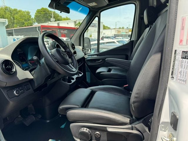 2024 Mercedes-Benz Sprinter Cargo Van 2500 Standard Roof I4 Diesel 144" RWD - 23048691 - 9