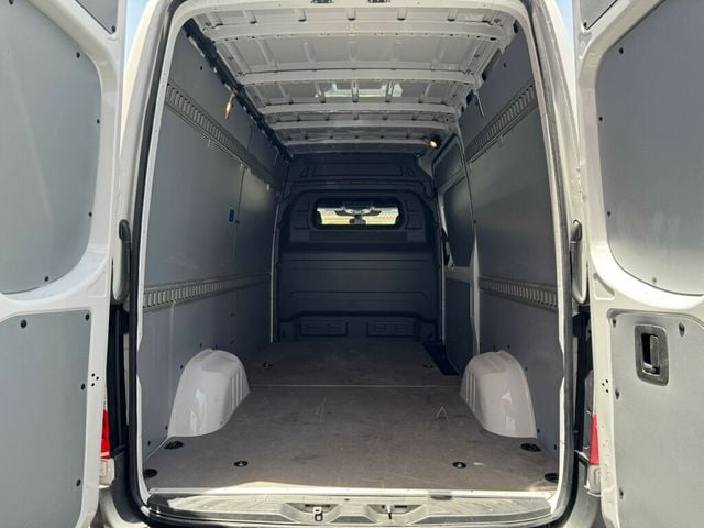 2024 Mercedes-Benz Sprinter Cargo Van 2500 Standard Roof I4 Diesel 144" RWD - 23048691 - 10