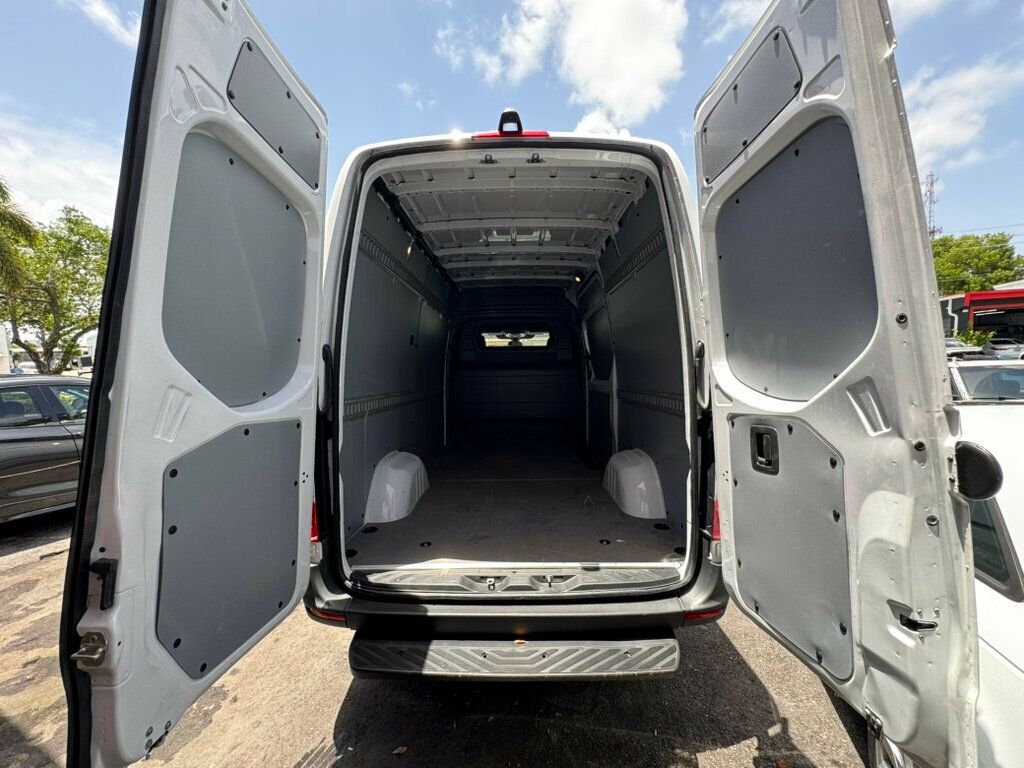 2024 Mercedes-Benz Sprinter Cargo Van 2500 Standard Roof I4 Diesel 144" RWD - 23048691 - 15