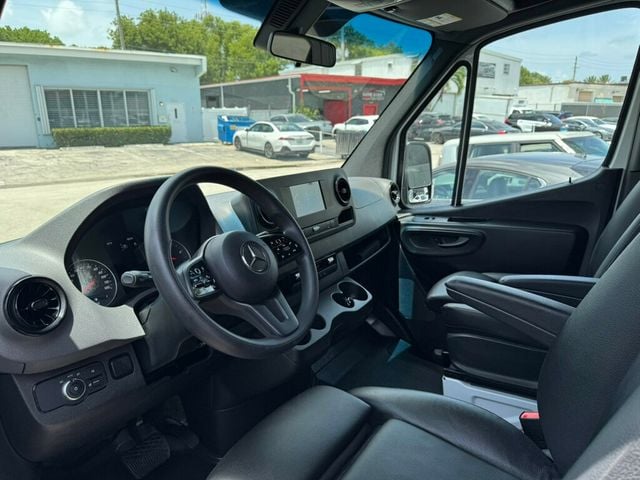 2024 Mercedes-Benz Sprinter Cargo Van 2500 Standard Roof I4 Diesel 144" RWD - 23048691 - 8