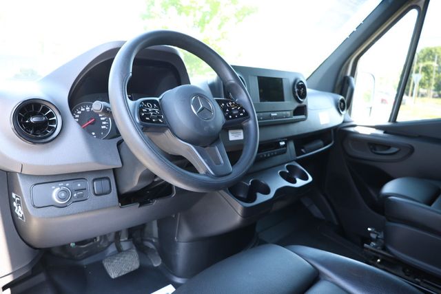 2024 Mercedes-Benz Sprinter Cargo Van 2500 Standard Roof I4 Diesel HO 144'' AWD w/ 360 Degree Camera - 23029855 - 17