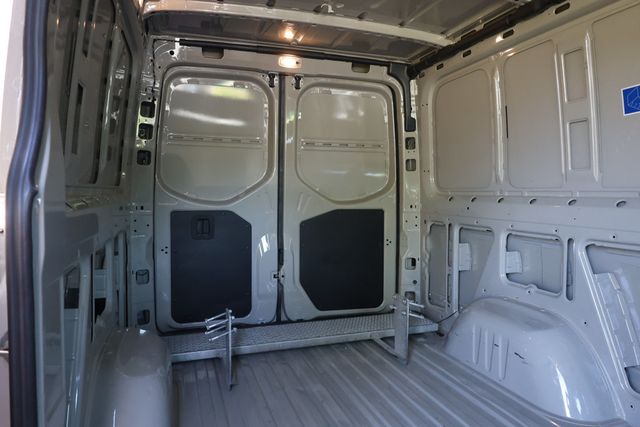 2024 Mercedes-Benz Sprinter Cargo Van 2500 Standard Roof I4 Diesel HO 144'' AWD w/ 360 Degree Camera - 23029855 - 21