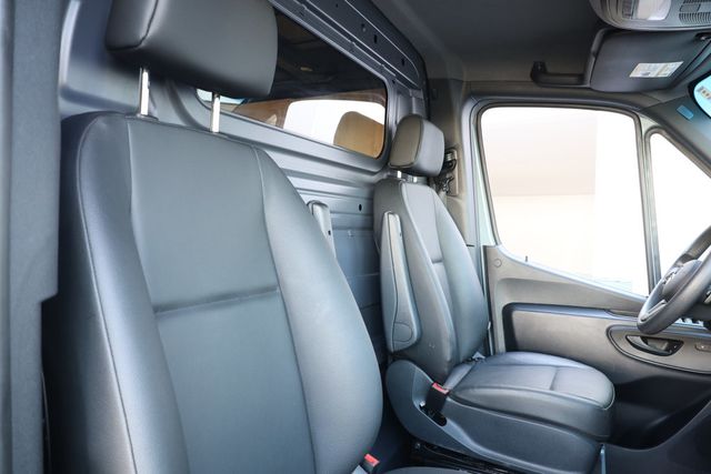 2024 Mercedes-Benz Sprinter Cargo Van 2500 Standard Roof I4 Diesel HO 144'' AWD w/ MBUX Multimedia - 23032830 - 29