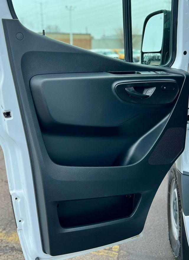 2024 Mercedes-Benz Sprinter Cargo Van 3500 High Roof I4 Diesel HO 170" Extended RWD - 22990487 - 10