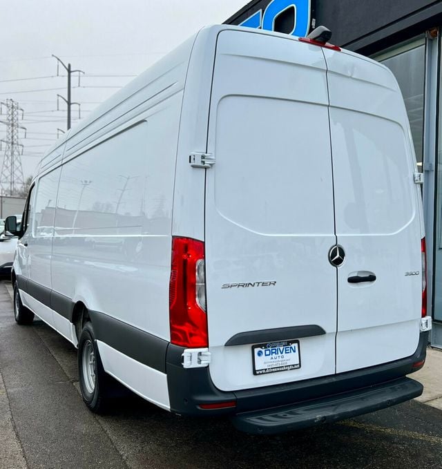 2024 Mercedes-Benz Sprinter Cargo Van 3500 High Roof I4 Diesel HO 170" Extended RWD - 22990487 - 2
