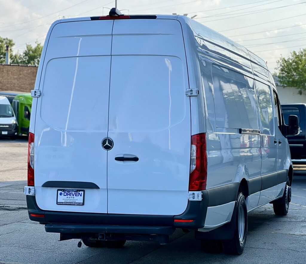 2024 Mercedes-Benz Sprinter Cargo Van 3500XD High Roof I4 Diesel HO 170" Extended RWD - 23067416 - 4
