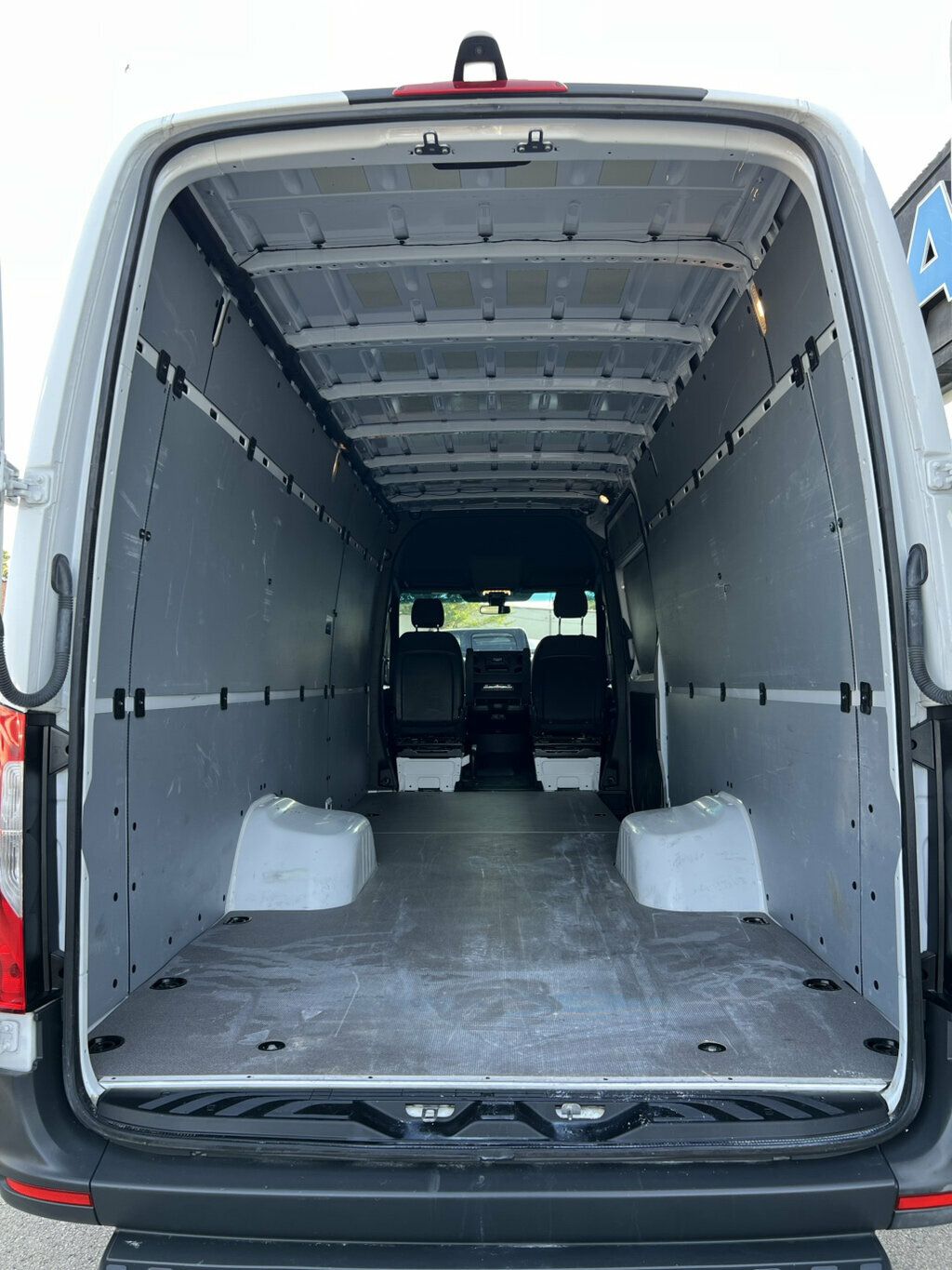 2024 Mercedes-Benz Sprinter Cargo Van 3500XD High Roof I4 Diesel HO 170" Extended RWD - 23067416 - 6