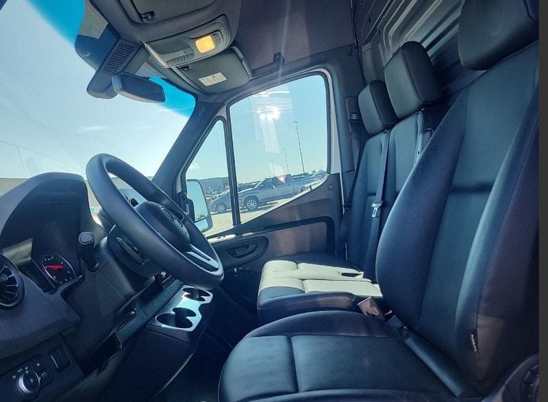 2024 Mercedes-Benz Sprinter Cargo Van 3500XD High Roof I4 Diesel HO 170" Extended RWD - 23073116 - 3