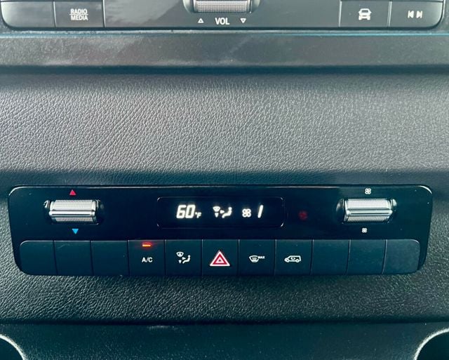 2024 Mercedes-Benz Sprinter Cargo Van  Mercedes-Benz Sprinter 2500 Cargo Van 144.0" WB - 22972780 - 23
