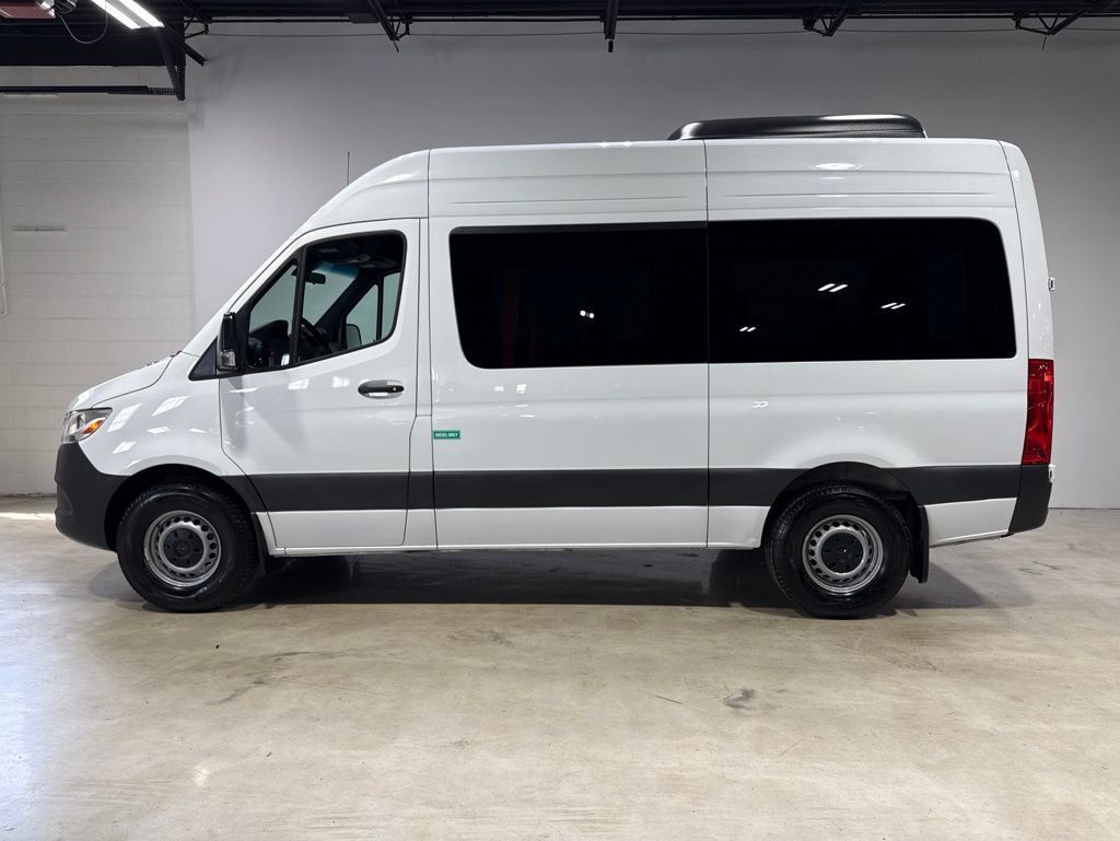 2024 Mercedes-Benz Sprinter Passenger Van 2500 Standard Roof I4 Diesel 144" RWD - 23025563 - 3