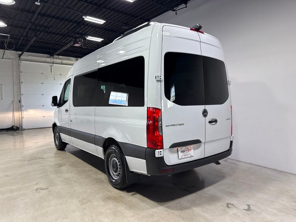 2024 Mercedes-Benz Sprinter Passenger Van 2500 Standard Roof I4 Diesel 144" RWD - 23025563 - 4